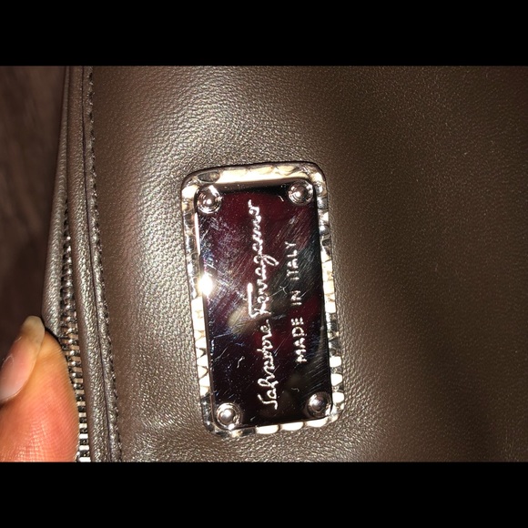 Ferragamo bag - Picture 6 of 8